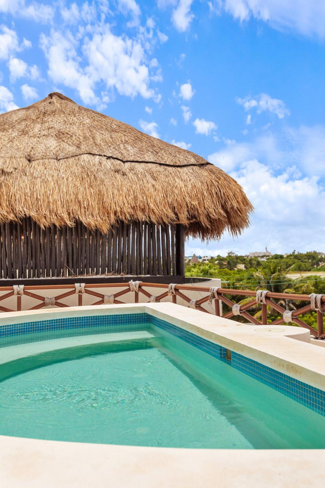 Casa Javi- Ocean Front Located Mid Isla Mujeres Villa Bagian luar foto