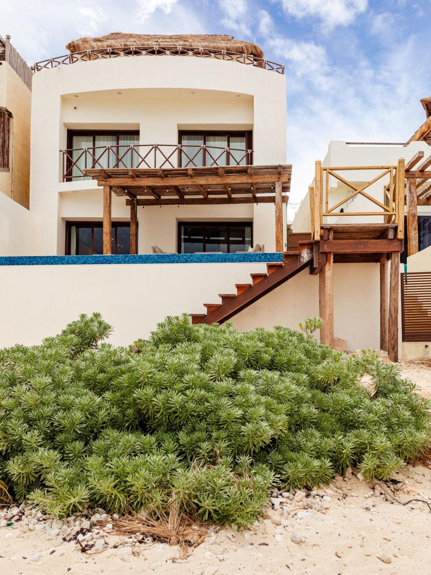 Casa Javi- Ocean Front Located Mid Isla Mujeres Villa Bagian luar foto